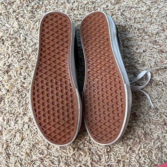 Black Vans - Picture 4 of 4